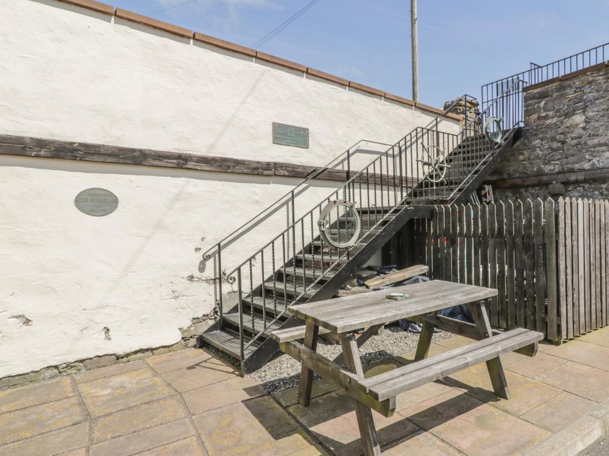 Ferienwohnung The Moorings Isle of Whithorn Exterior foto